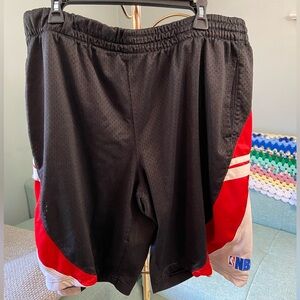 Men’s NBA Basketball Red Black White Shorts XL